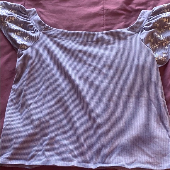 Large off the shoulder top - Picture 4 of 4